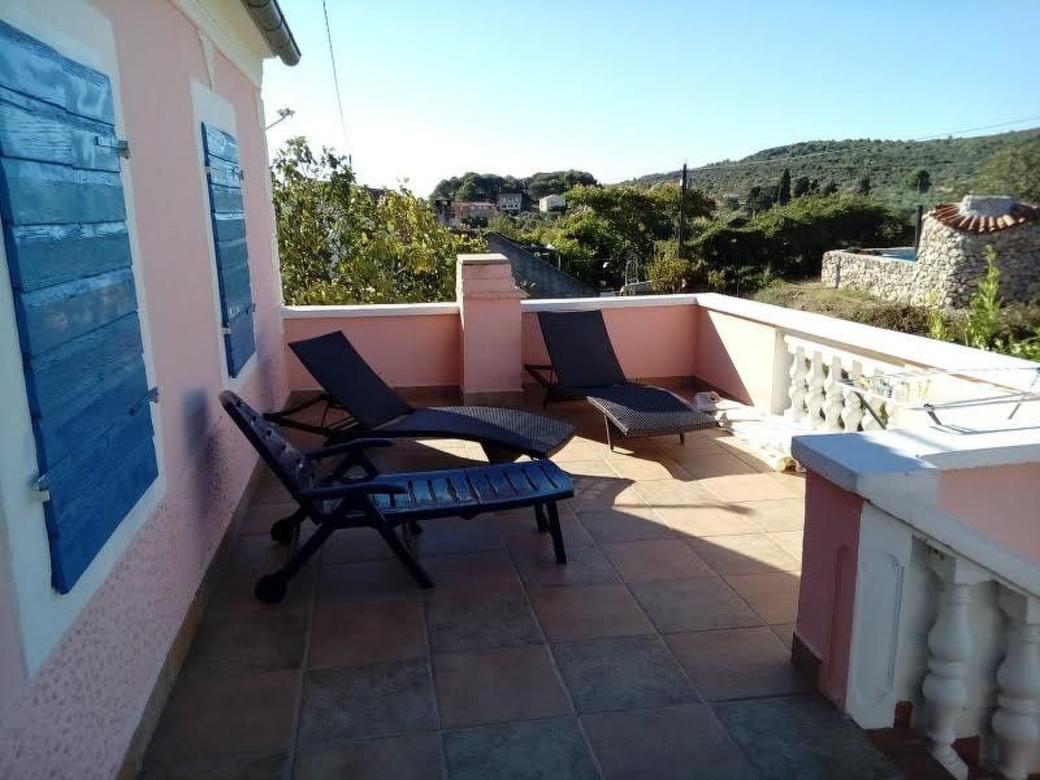 In Dobropoljana mit Freiterrasse-Binnen