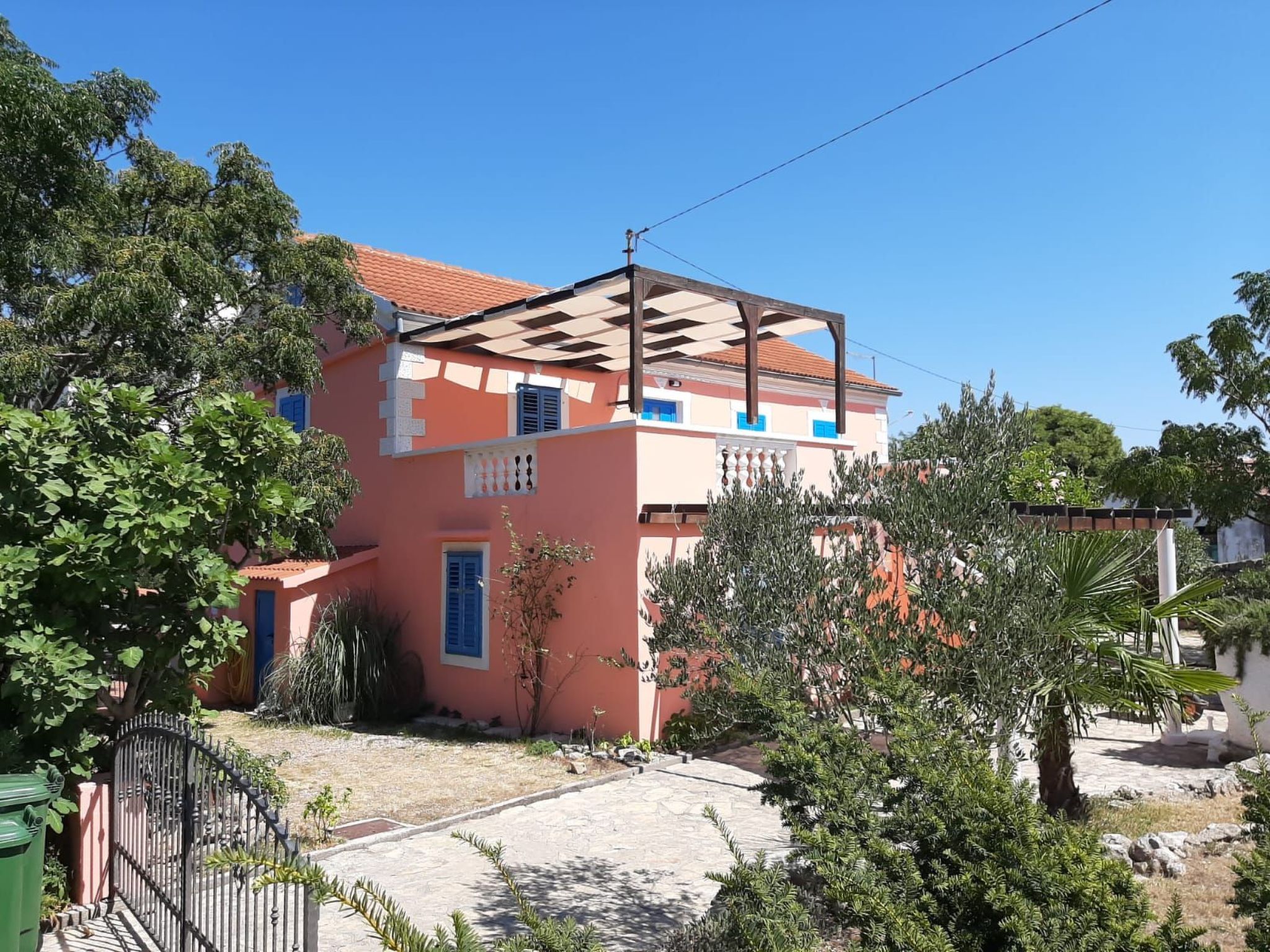 In Dobropoljana mit Freiterrasse-Binnen