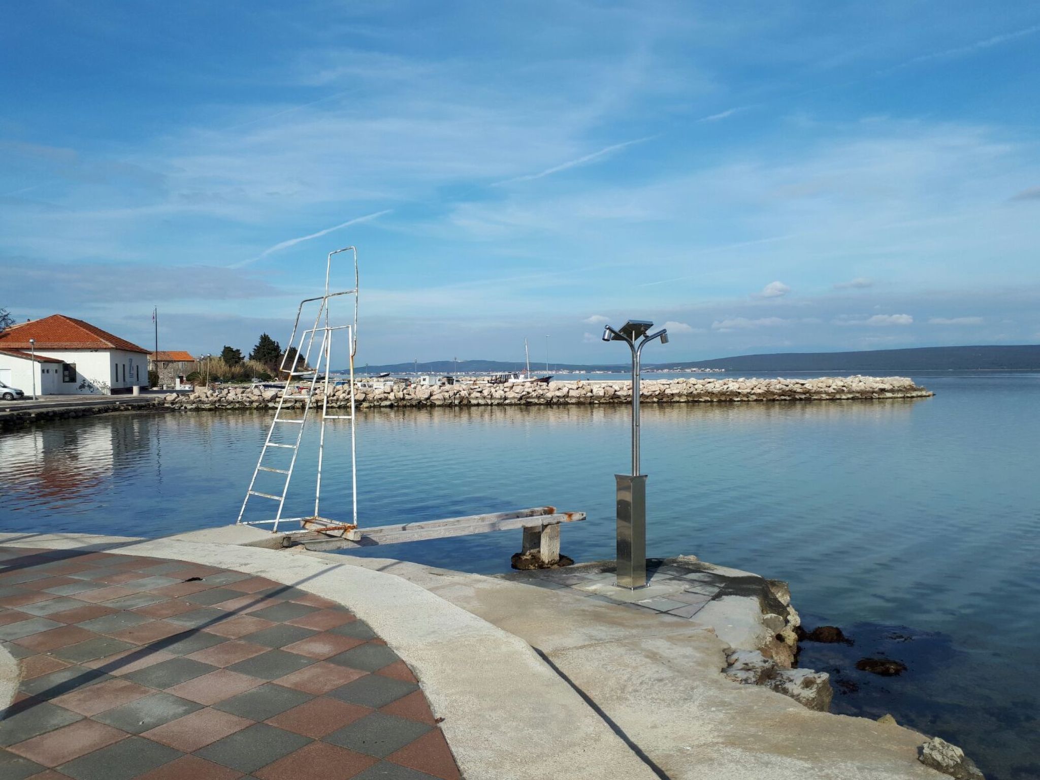 In Dobropoljana mit Freiterrasse-Binnen