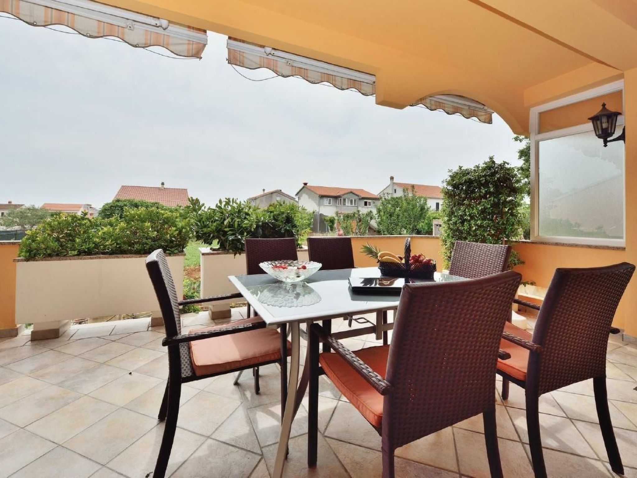 Villa Dalmatina mit Pool  für 4+1 Personen-Binnen