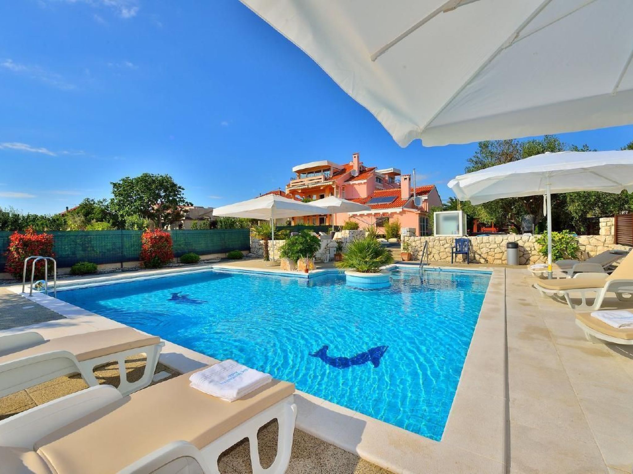 Villa Dalmatina mit Pool  für 4+1 Personen-Binnen
