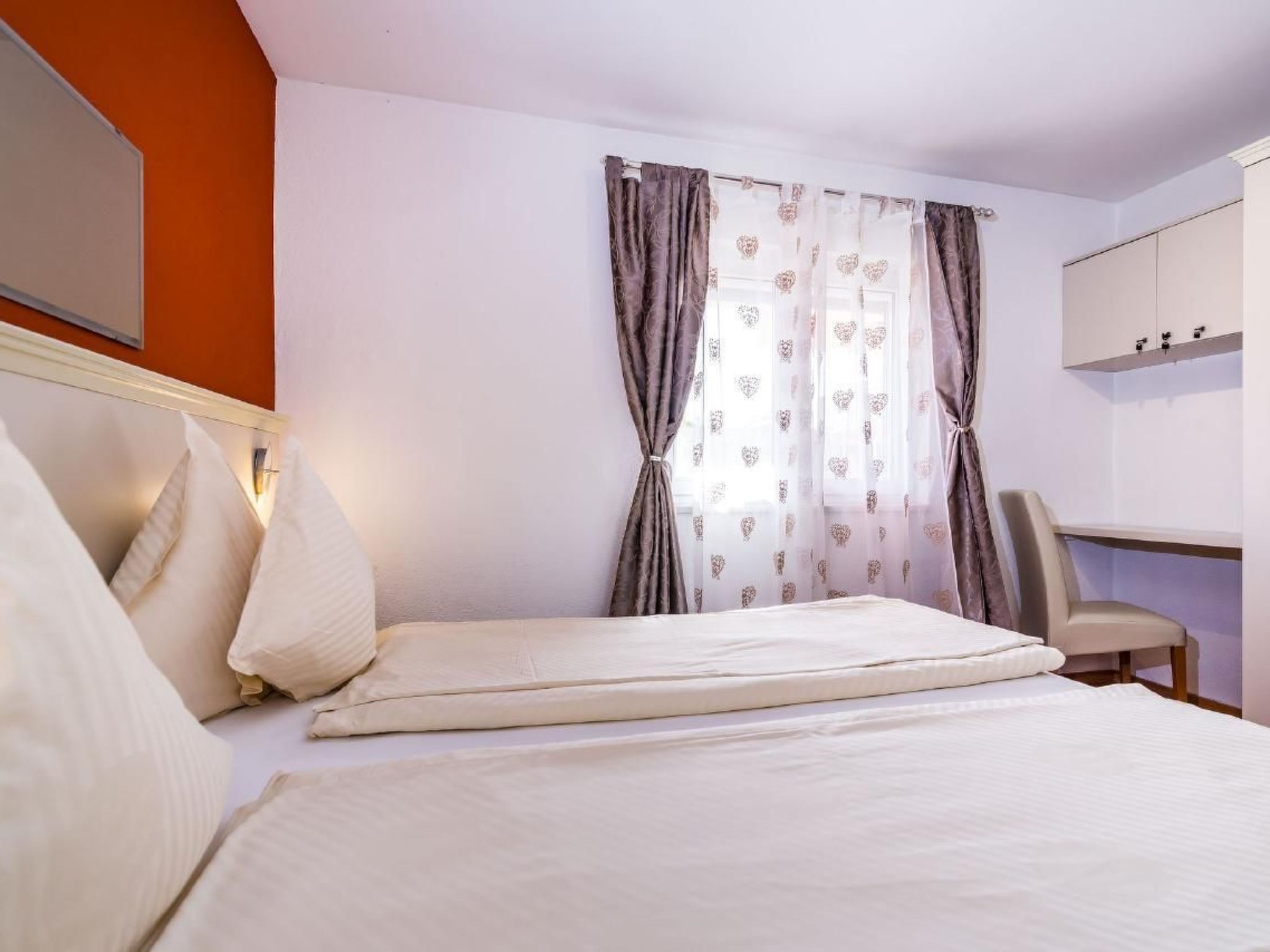 Villa Dalmatina mit Pool  für 4+1 Personen-Binnen