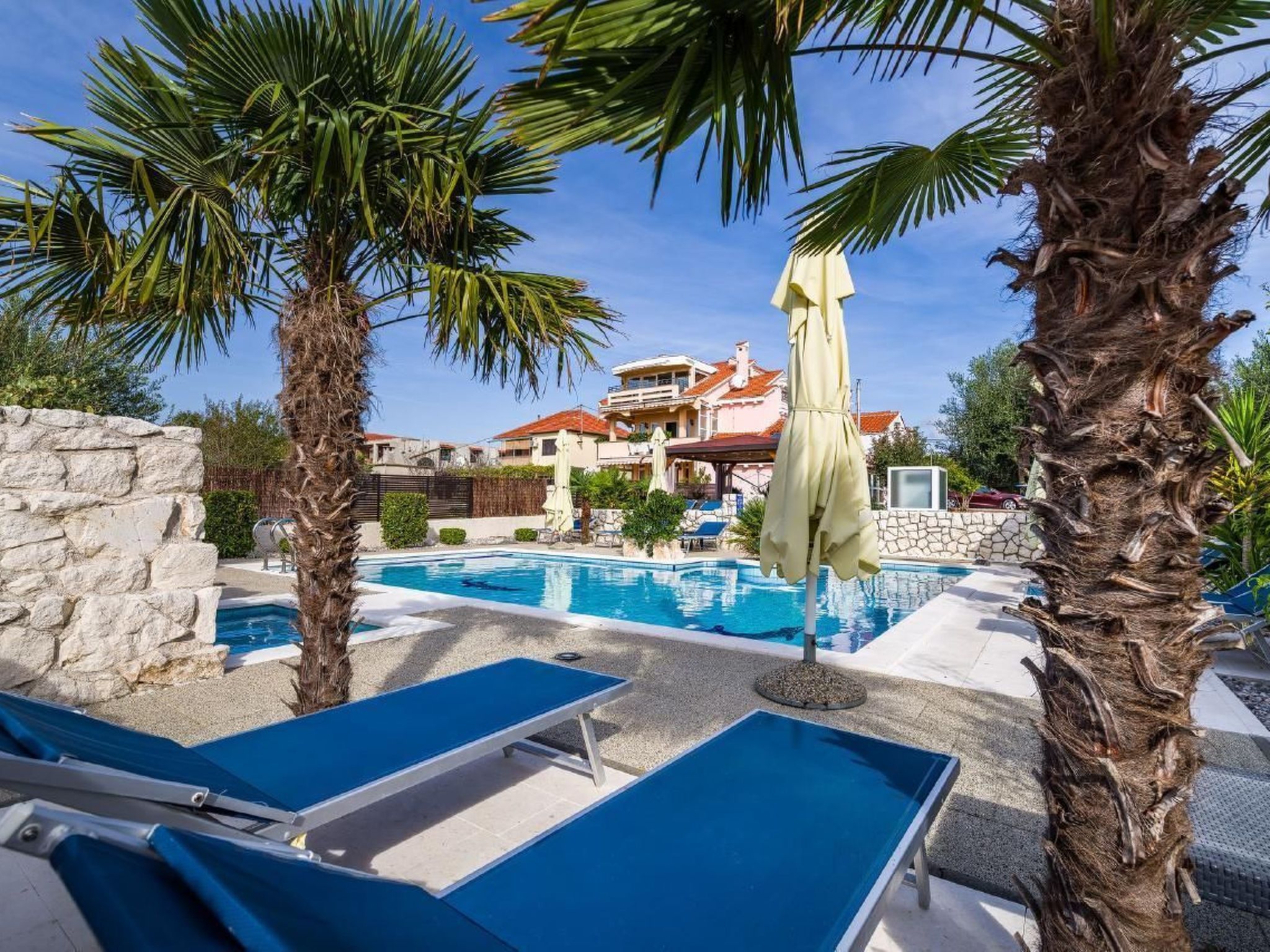 Villa Dalmatina mit Pool  für 4+1 Personen-Binnen