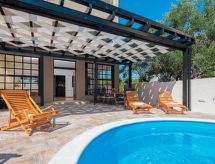 Villa Marin: Luxe vrijstaande villa voor 16 personen met privézwembad in Sveti Petar na Moru - thumbnail 5