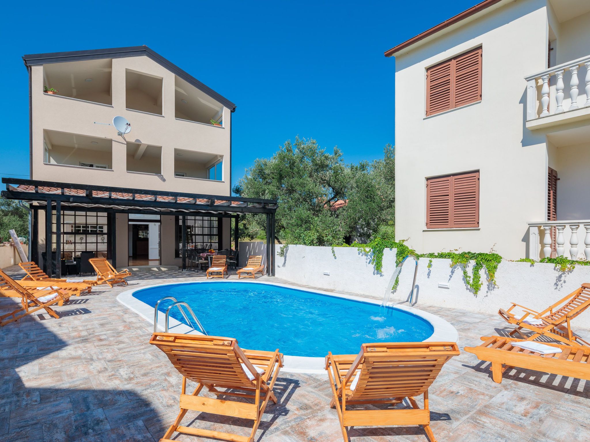 Villa Marin für 16 Personen in Sveti Petar na Moru-Binnen