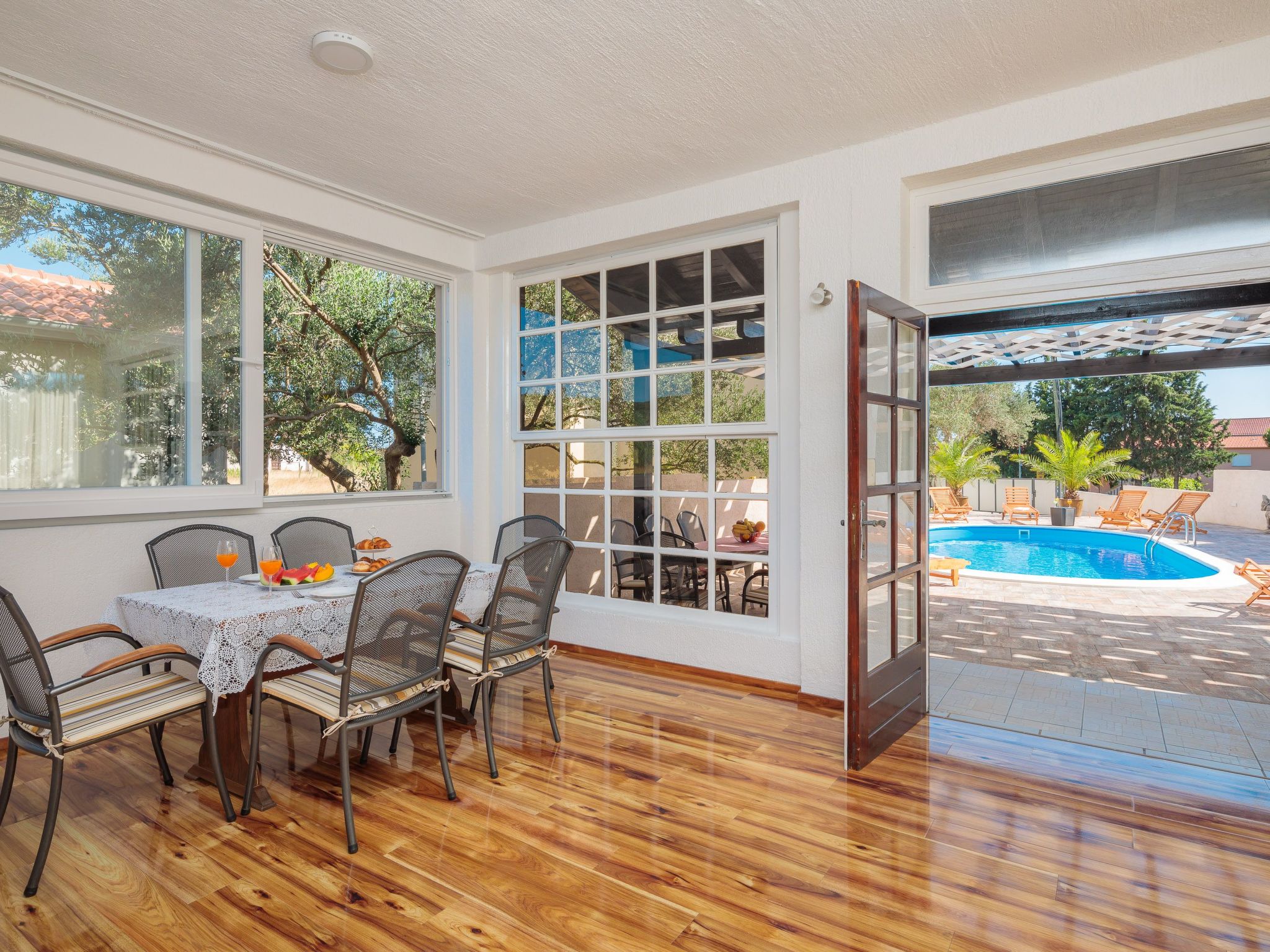 Villa Marin für 16 Personen in Sveti Petar na Moru-Binnen