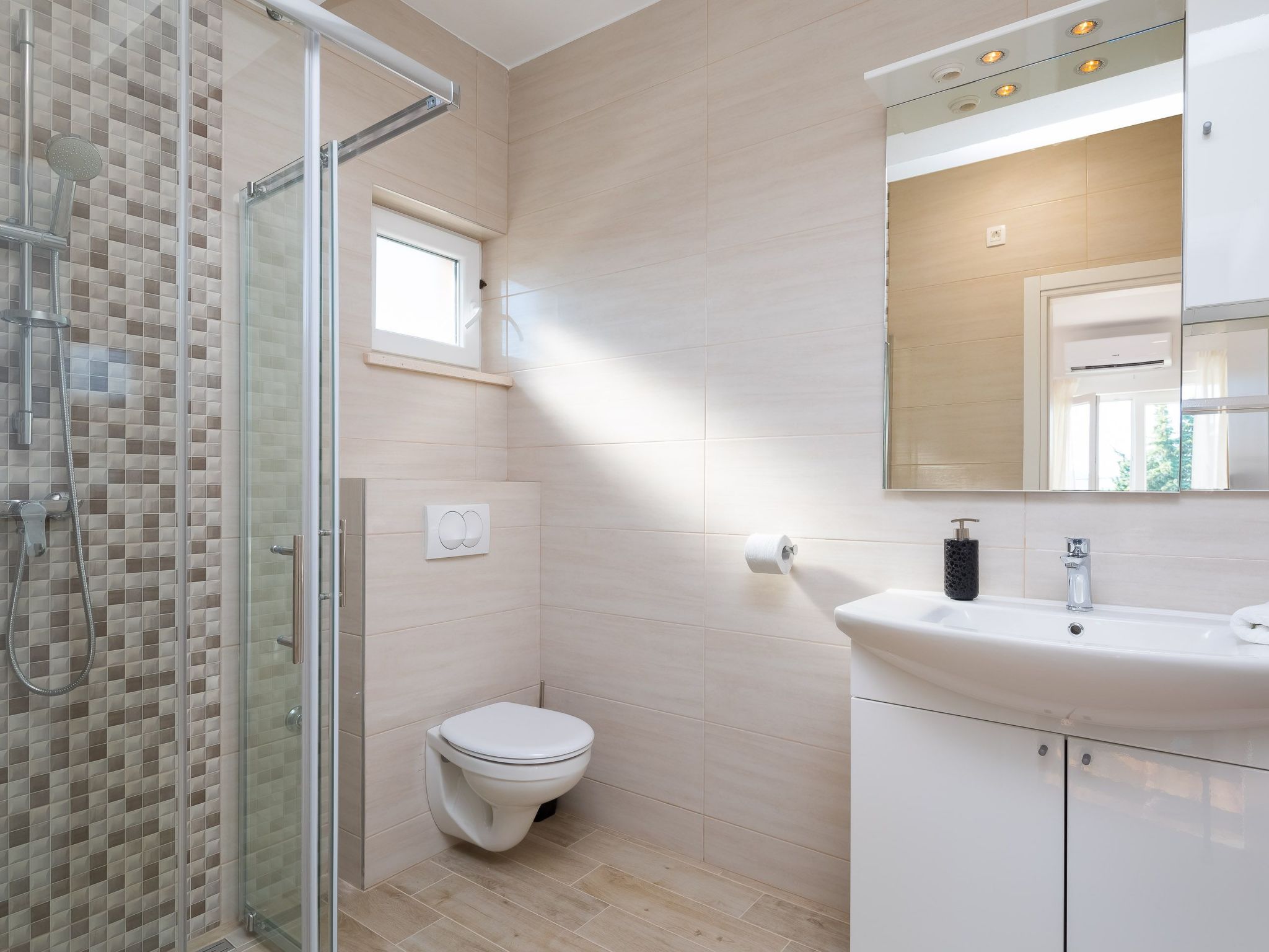 Villa Marin für 16 Personen in Sveti Petar na Moru-Binnen