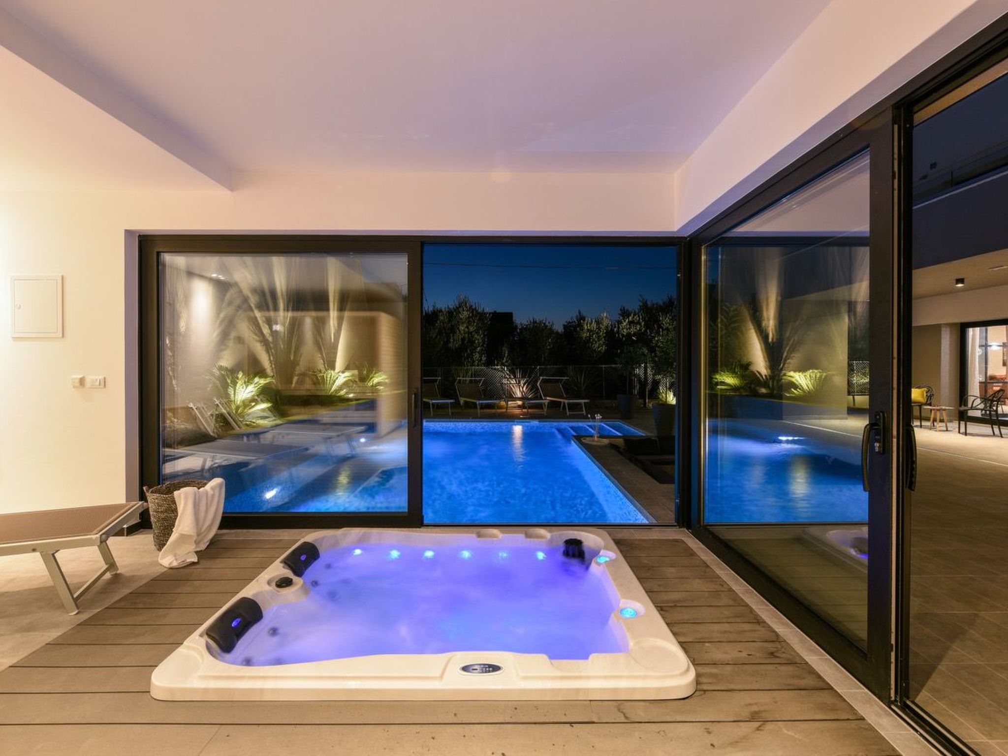 Villa "Omnia" mit Whirlpool-Binnen