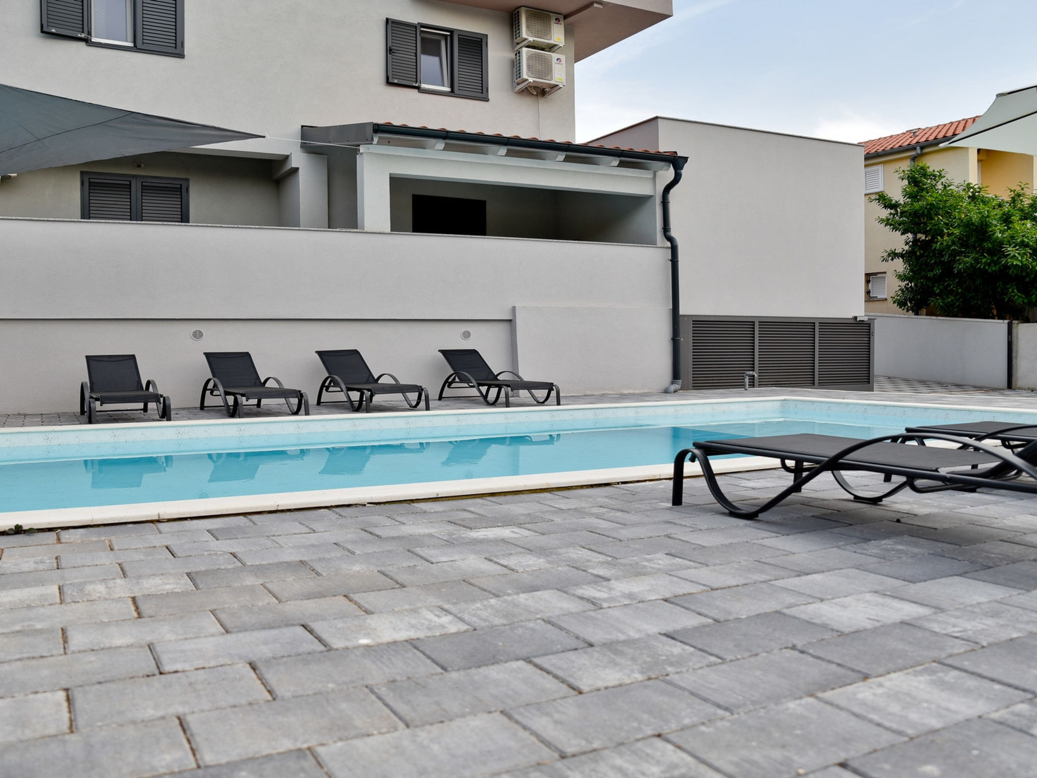 Villa Pinia with pool, Zadar