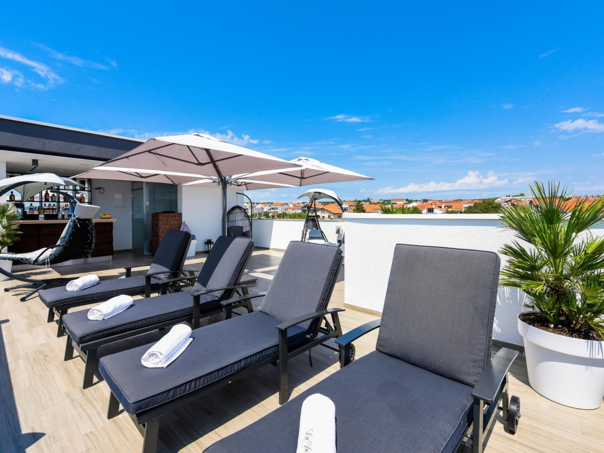 Rooftop heated pool Villa Jelena