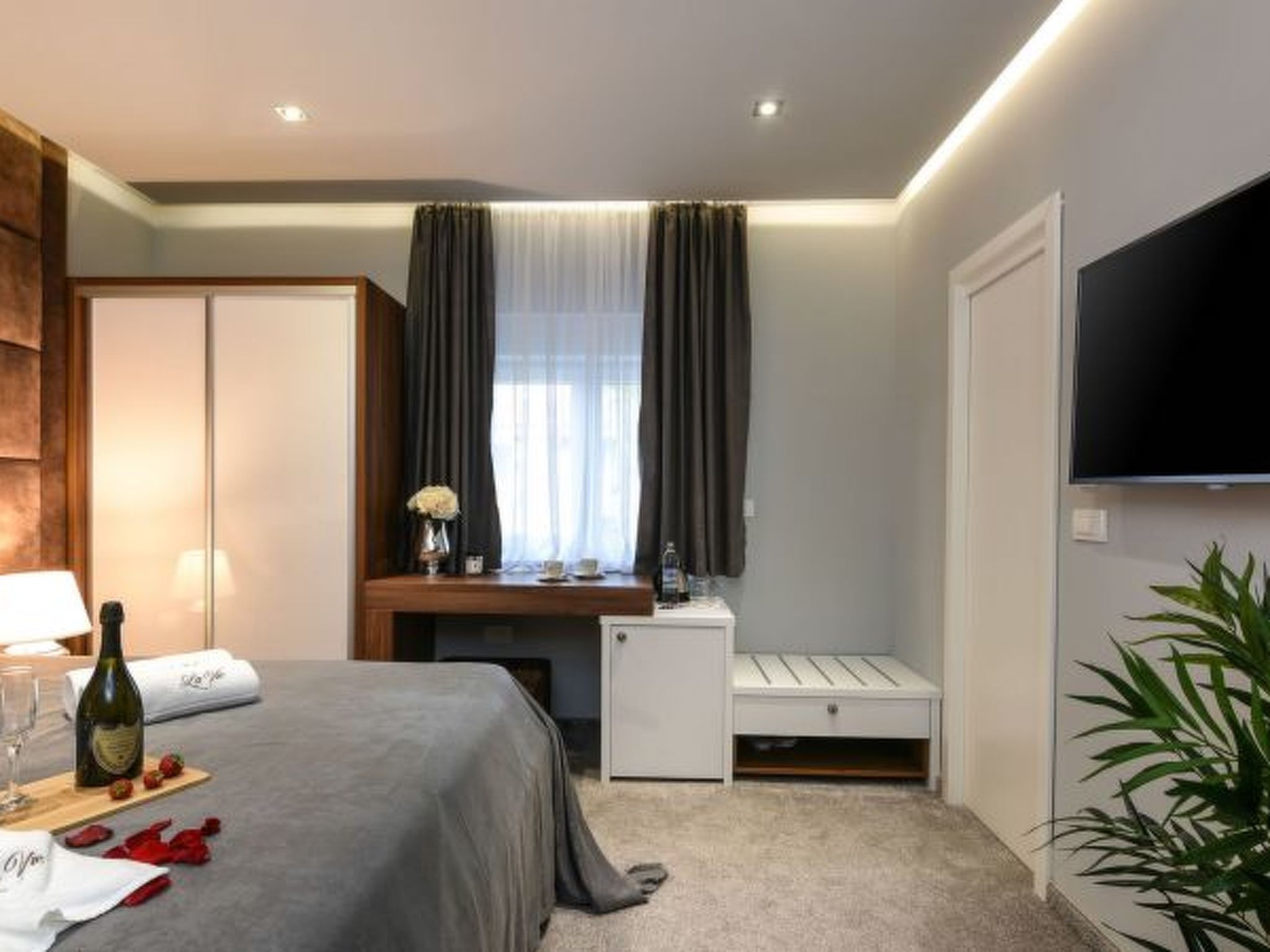 Rooftop heated pool Villa Jelena - Image-tags.info