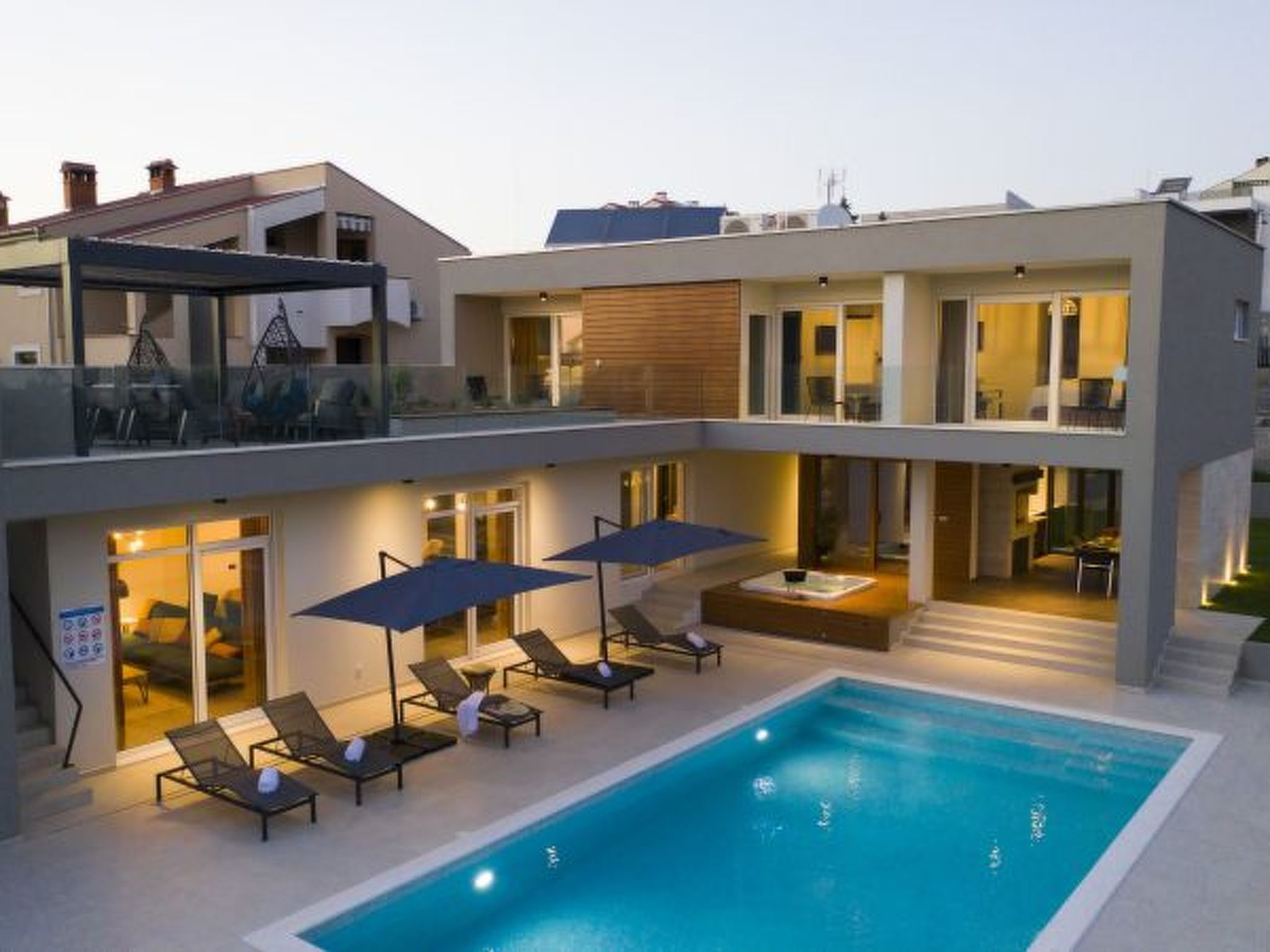 Luxury villa Mary Lou with pool and spa area