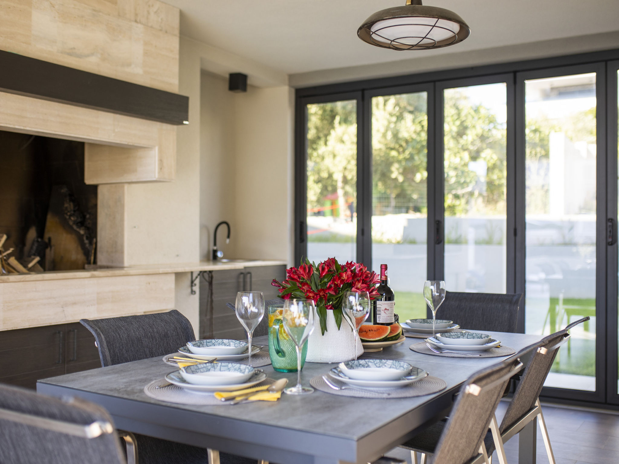 Luxury villa Mary Lou with pool and spa area