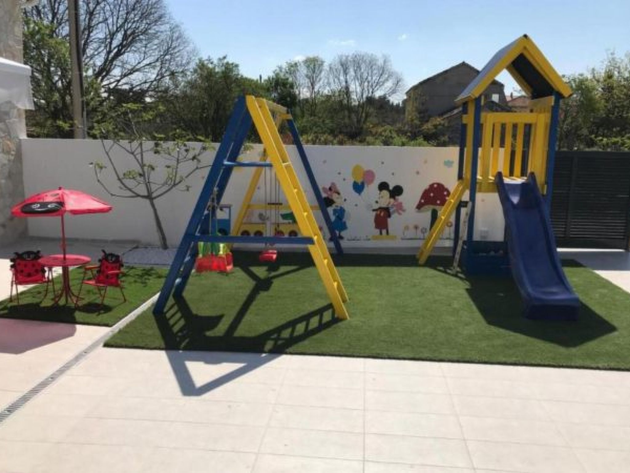 Villa Mare with heated pool and gym - Image-tags.info