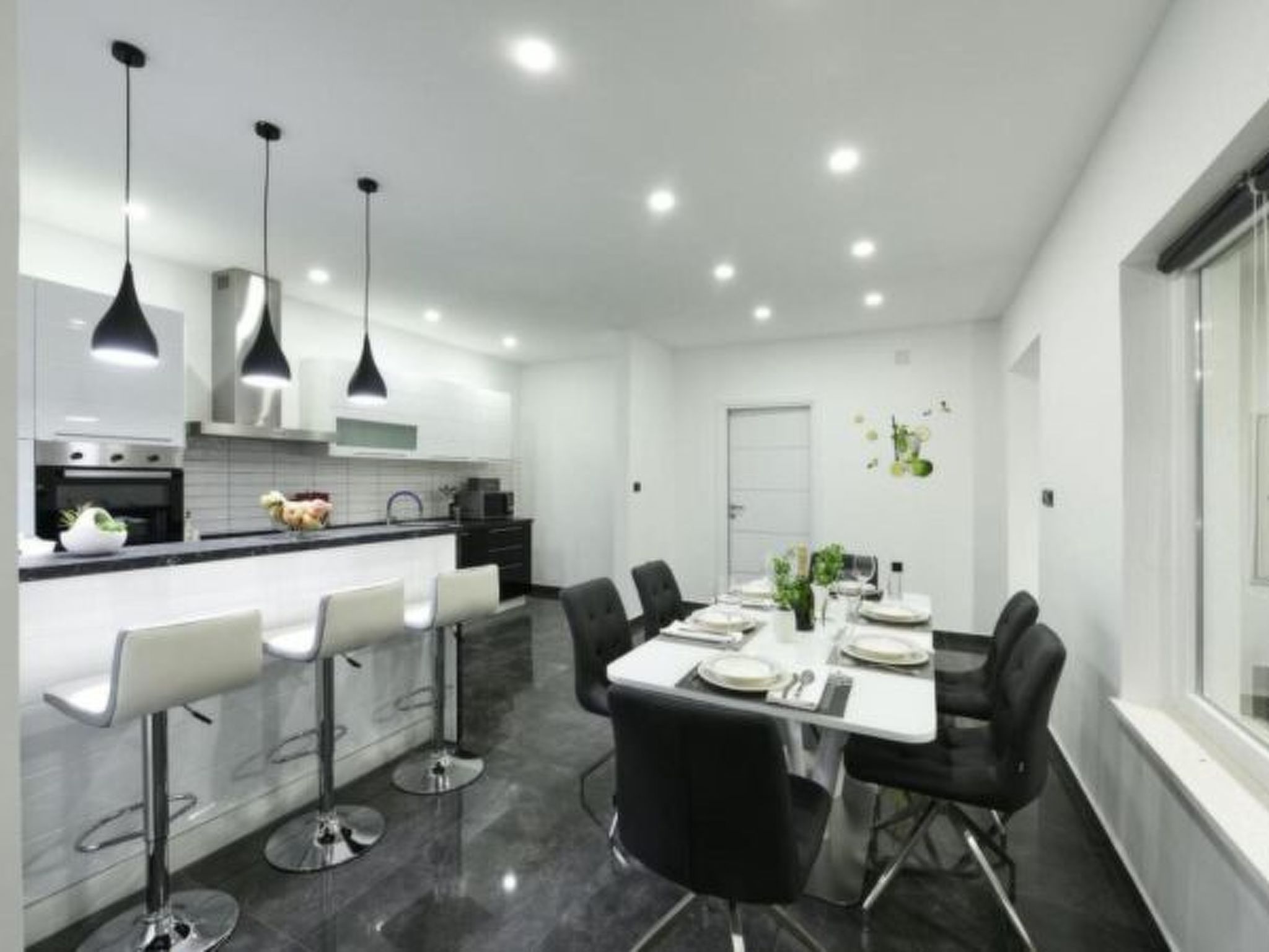 Villa Mare with heated pool and gym