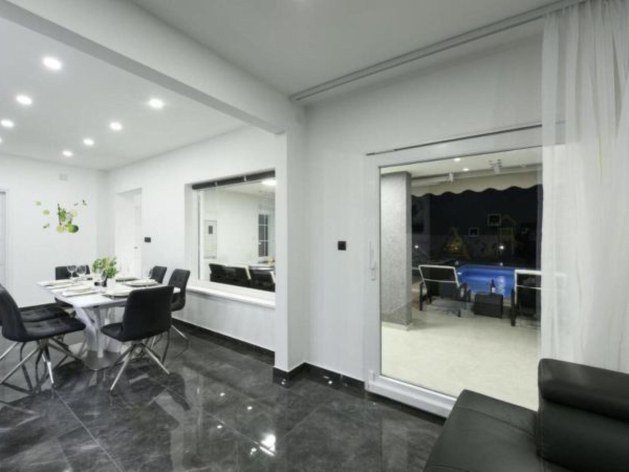 Villa Mare with heated pool and gym - Image-tags.info