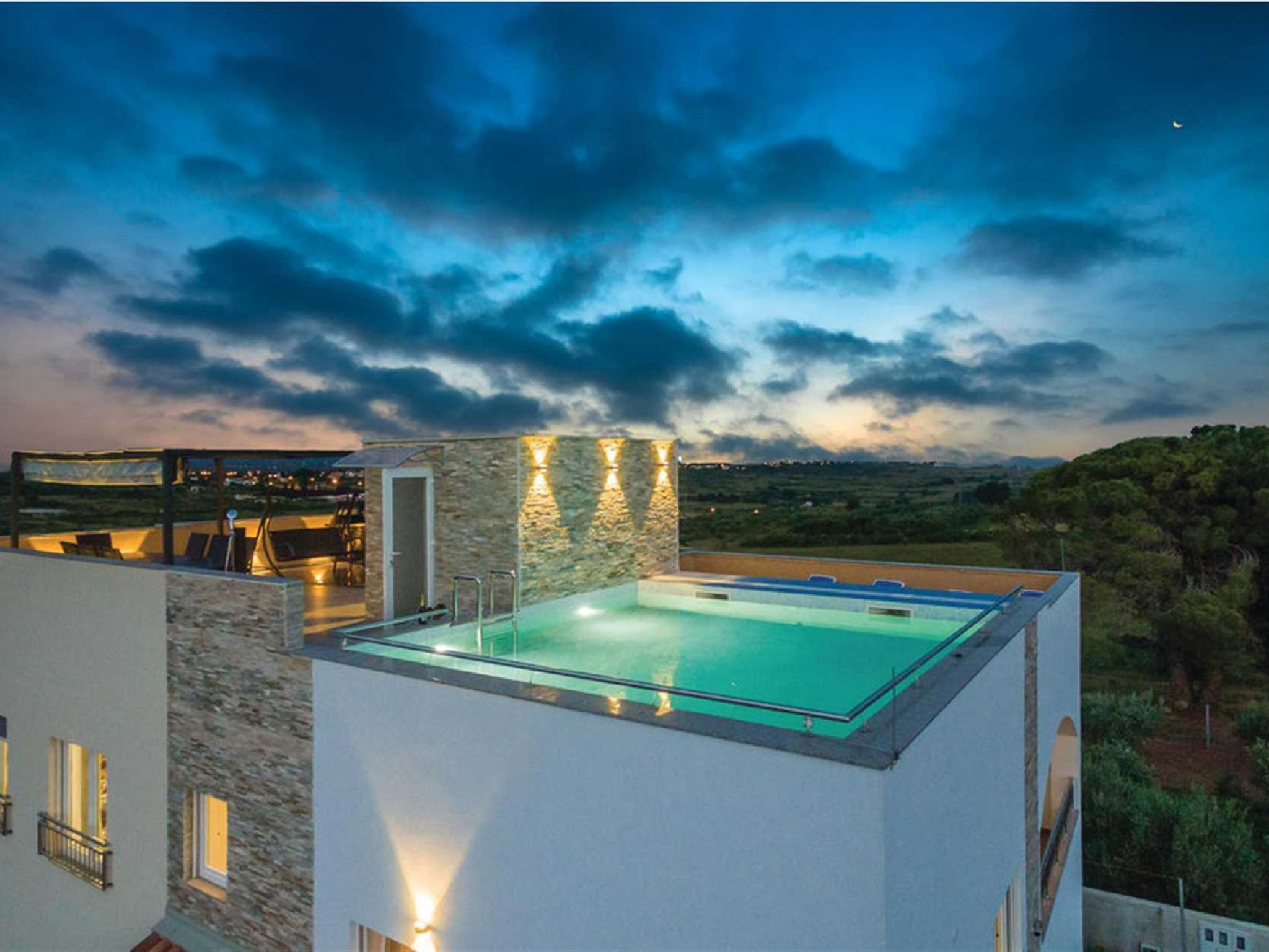 Villa Panorama with rooftop pool