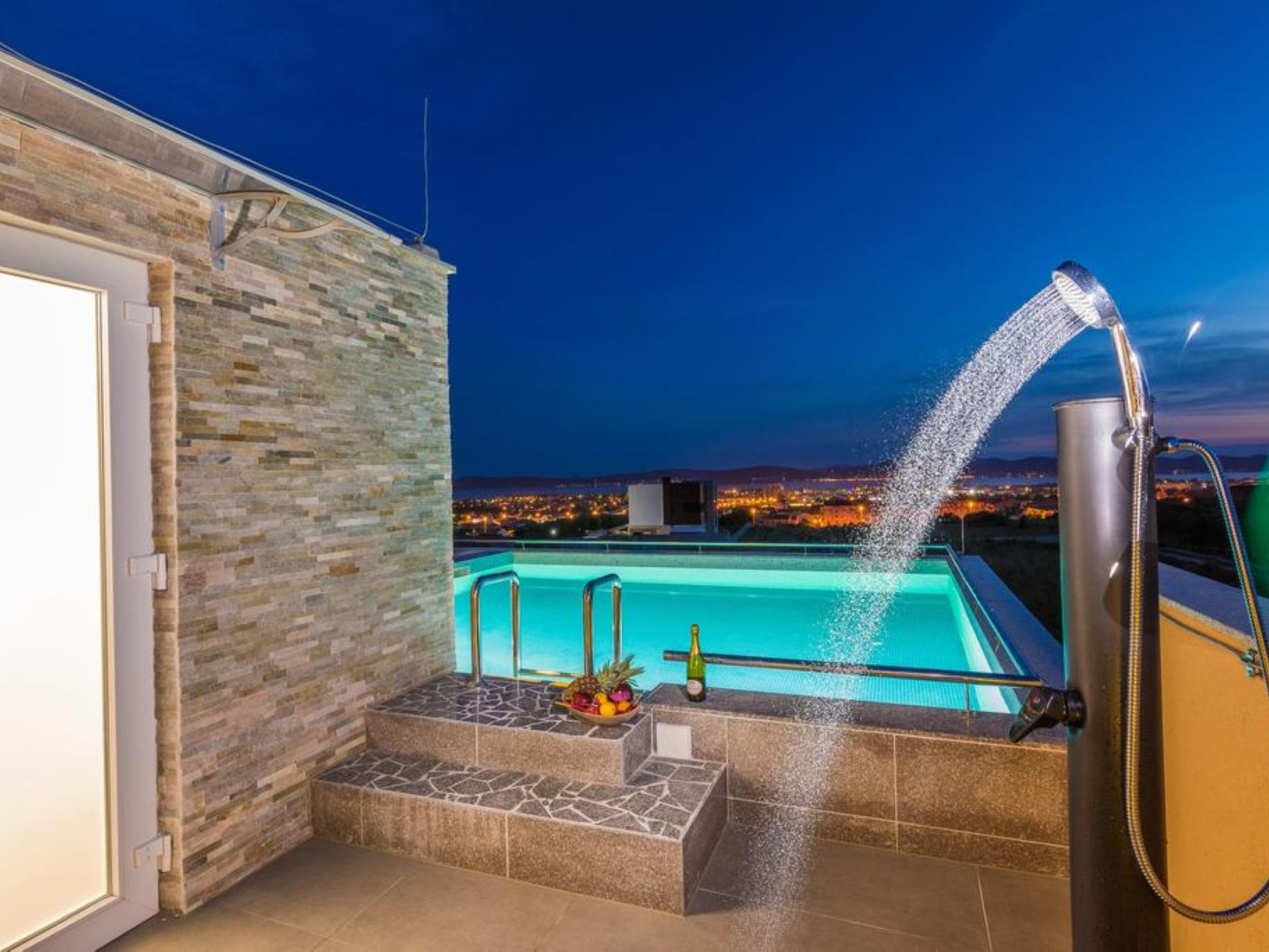 Villa Panorama with rooftop pool