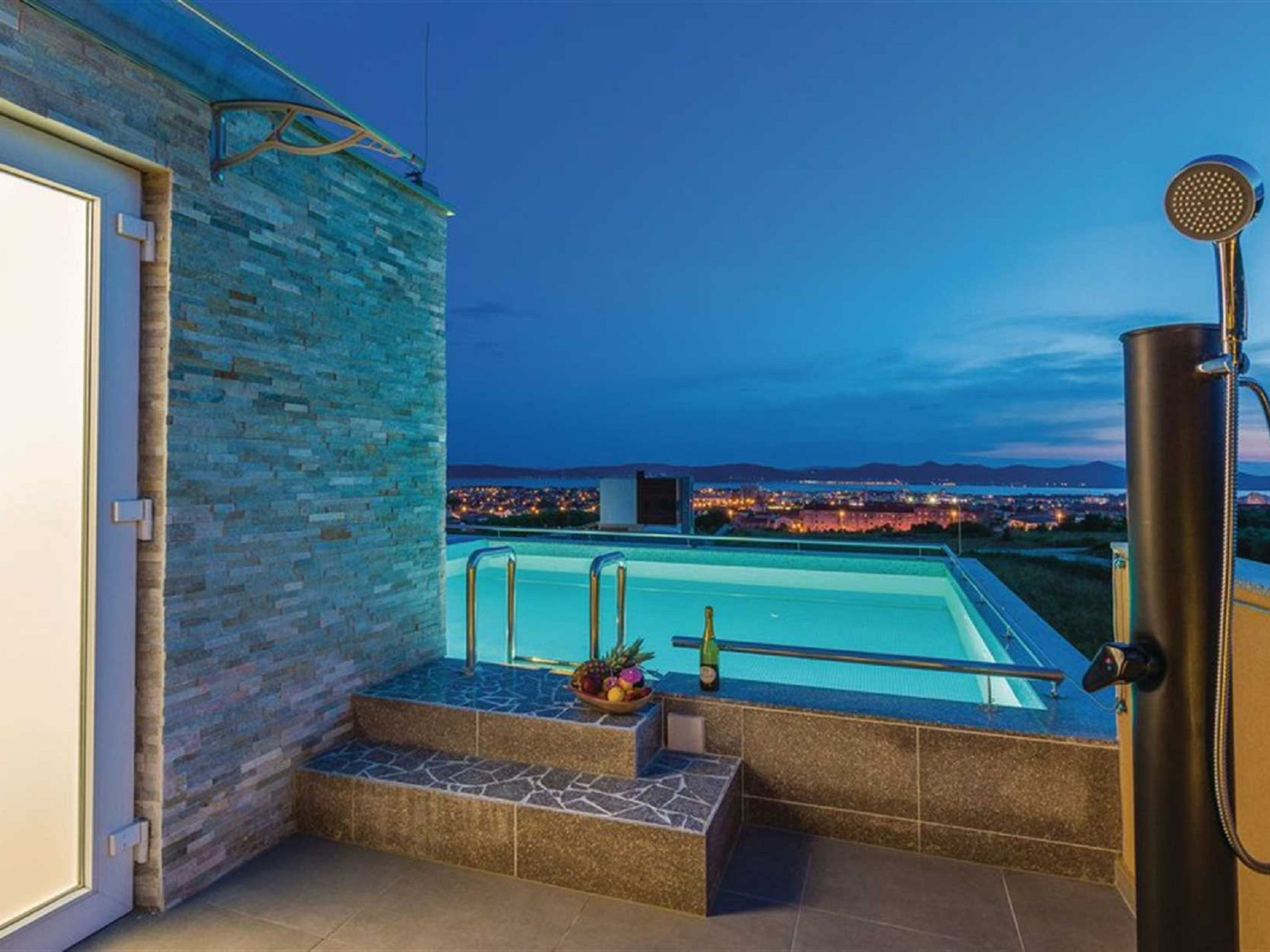 Villa Panorama with rooftop pool