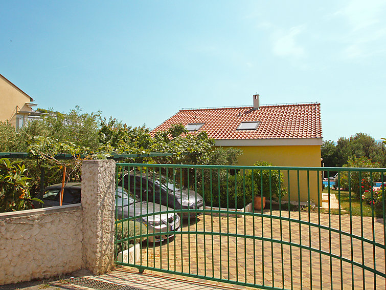 Photo of Yellow House