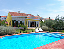 Vacation home Yellow House