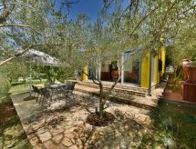 Casa de vacaciones Yellow House