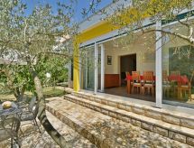 Vacation home Yellow House