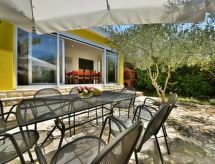 Vacation home Yellow House