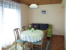 Appartement Katić aan zee in Kožino, 100m van het strand - thumbnail 3
