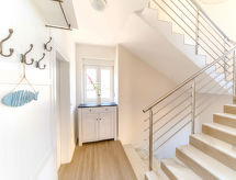 Vacation home Lucija