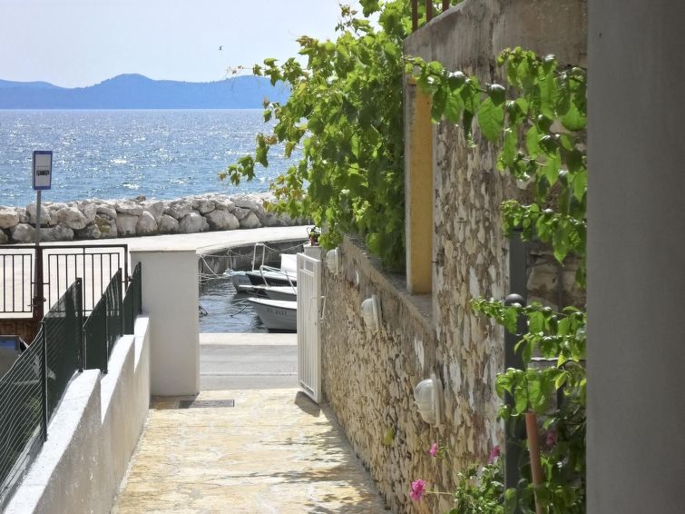 Appartement aan zee in Zadar met panoramisch uitzicht in Zadar