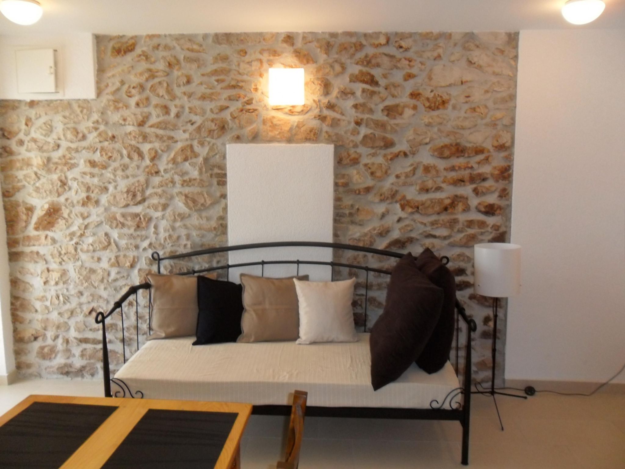 Große Ferienwohnung in Zadar mit Privatem Balkon-Binnen