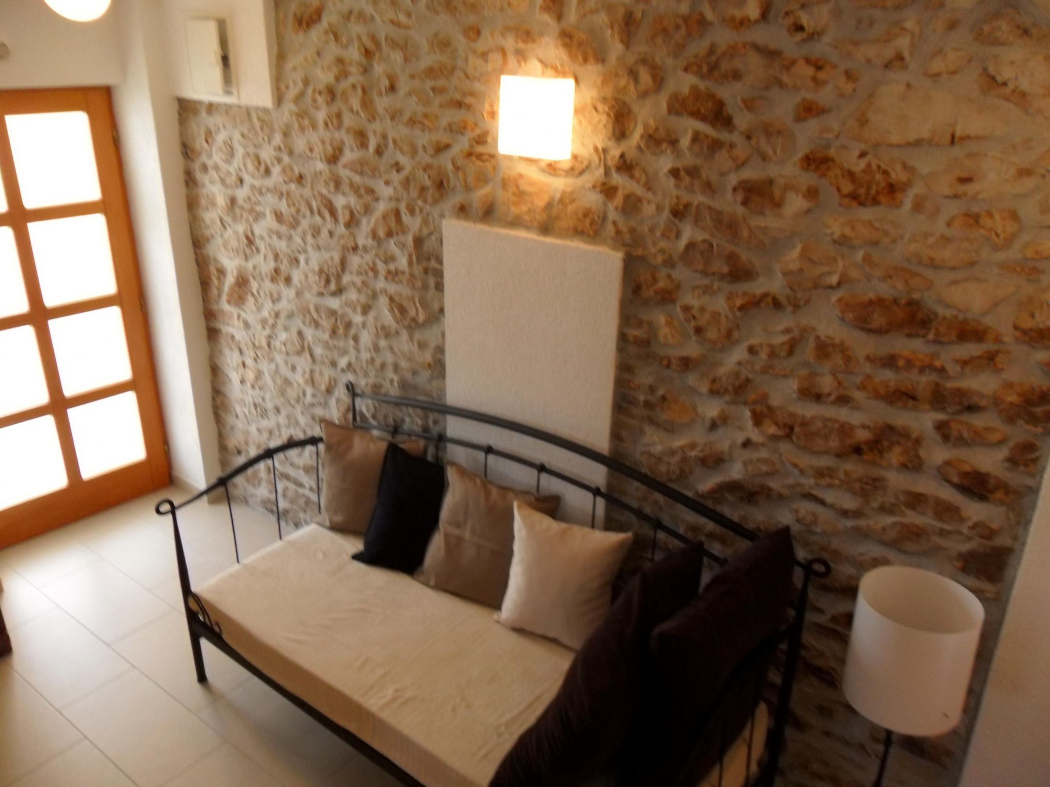 Große Ferienwohnung in Zadar mit Privatem Balkon-Binnen