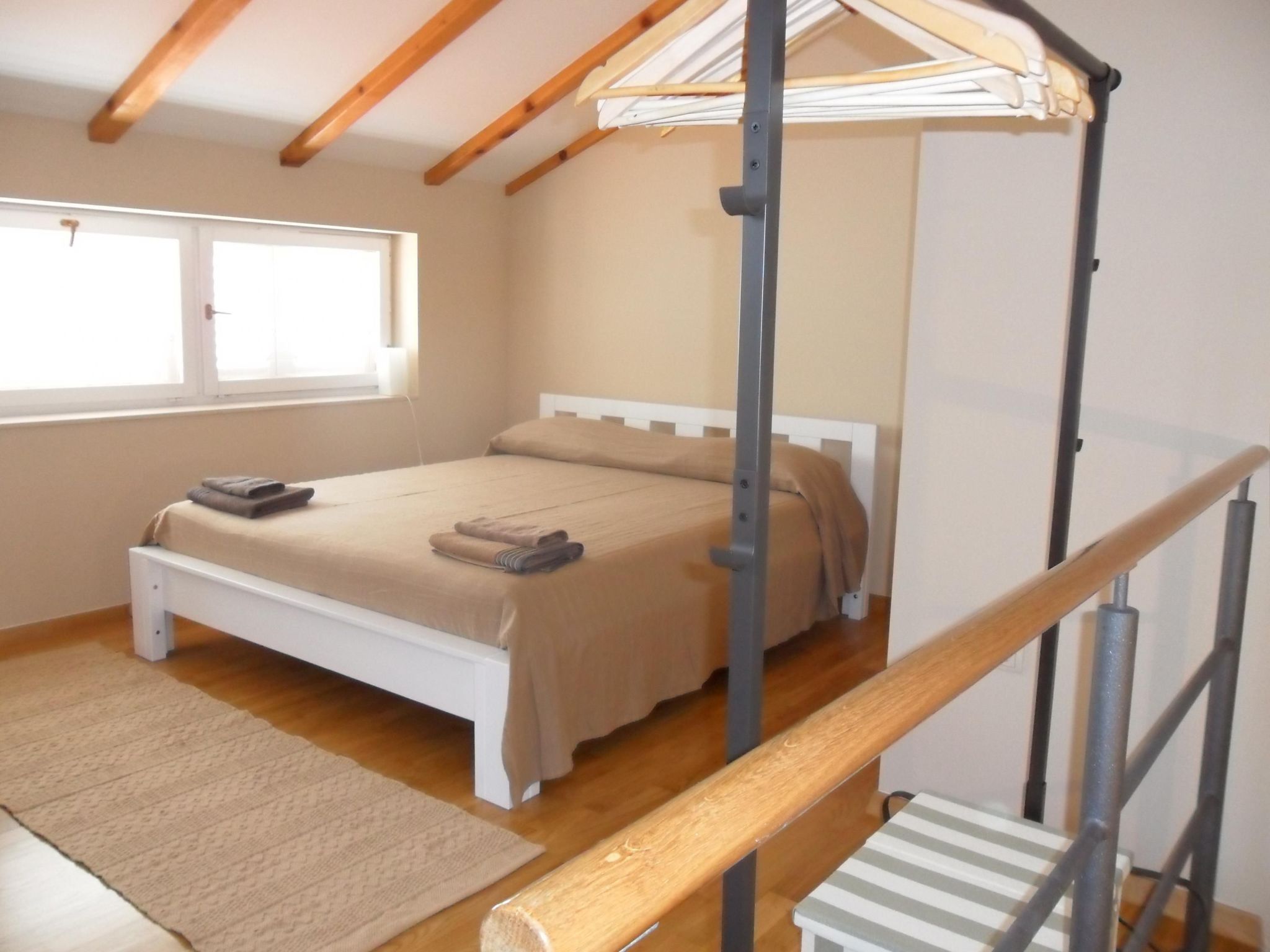 Große Ferienwohnung in Zadar mit Privatem Balkon-Binnen