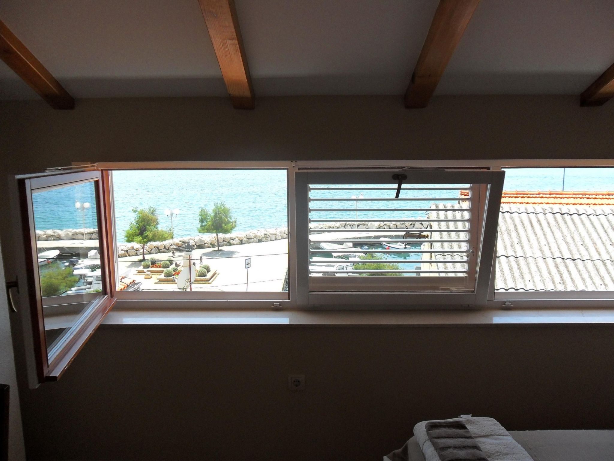 Große Ferienwohnung in Zadar mit Privatem Balkon-Binnen