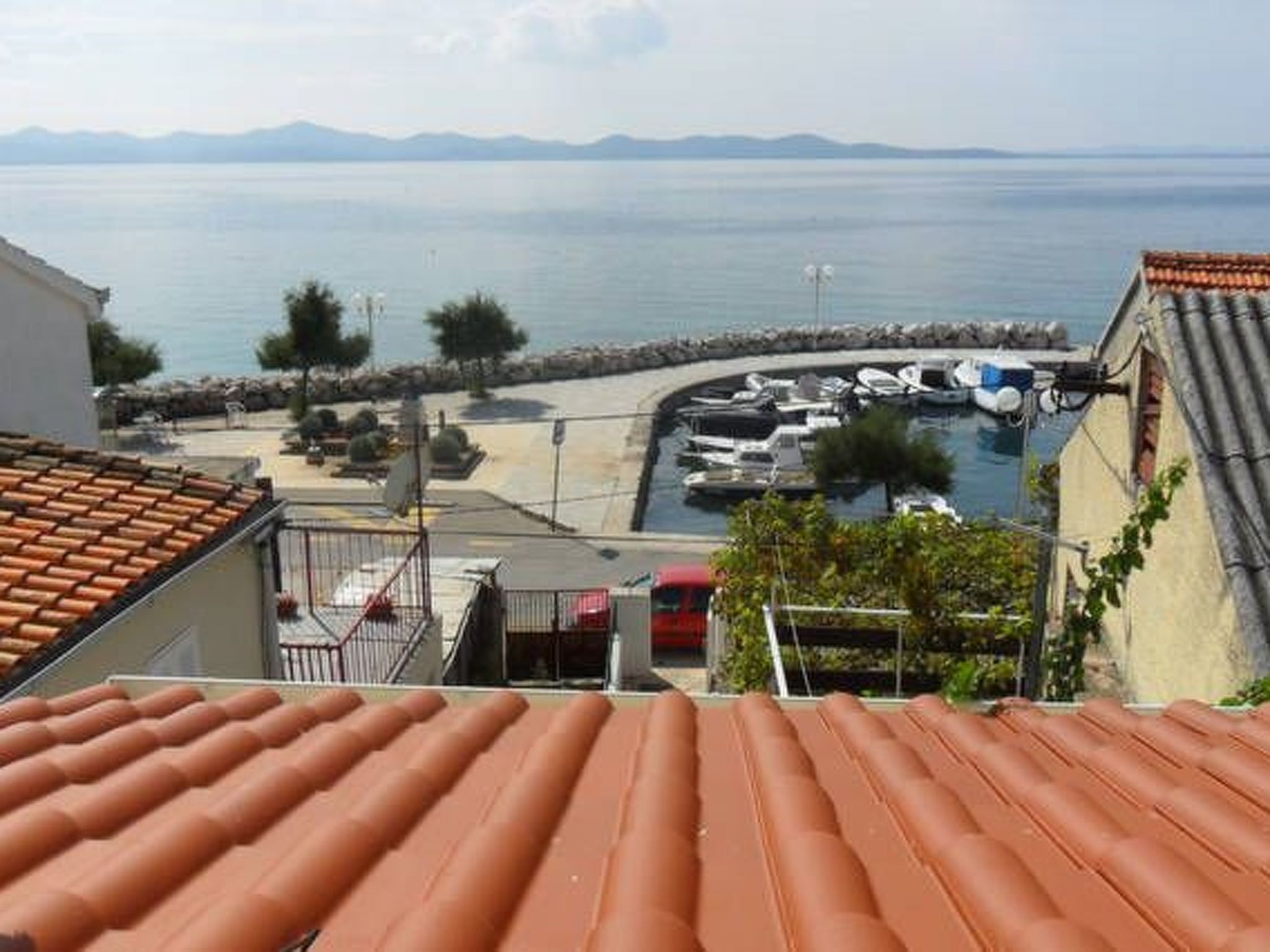 Große Ferienwohnung in Zadar mit Privatem Balkon-Binnen