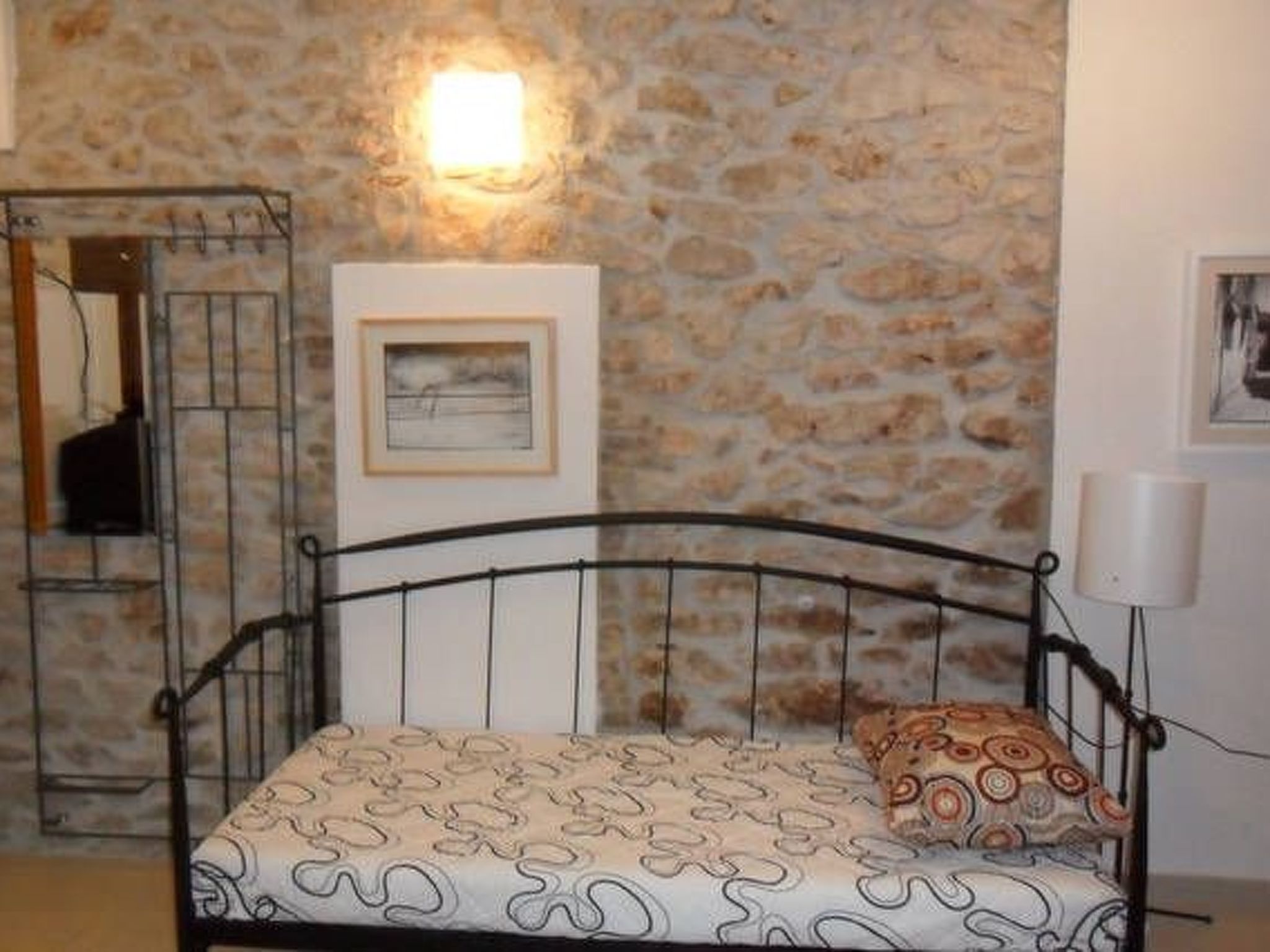 Große Ferienwohnung in Zadar mit Privatem Balkon-Binnen