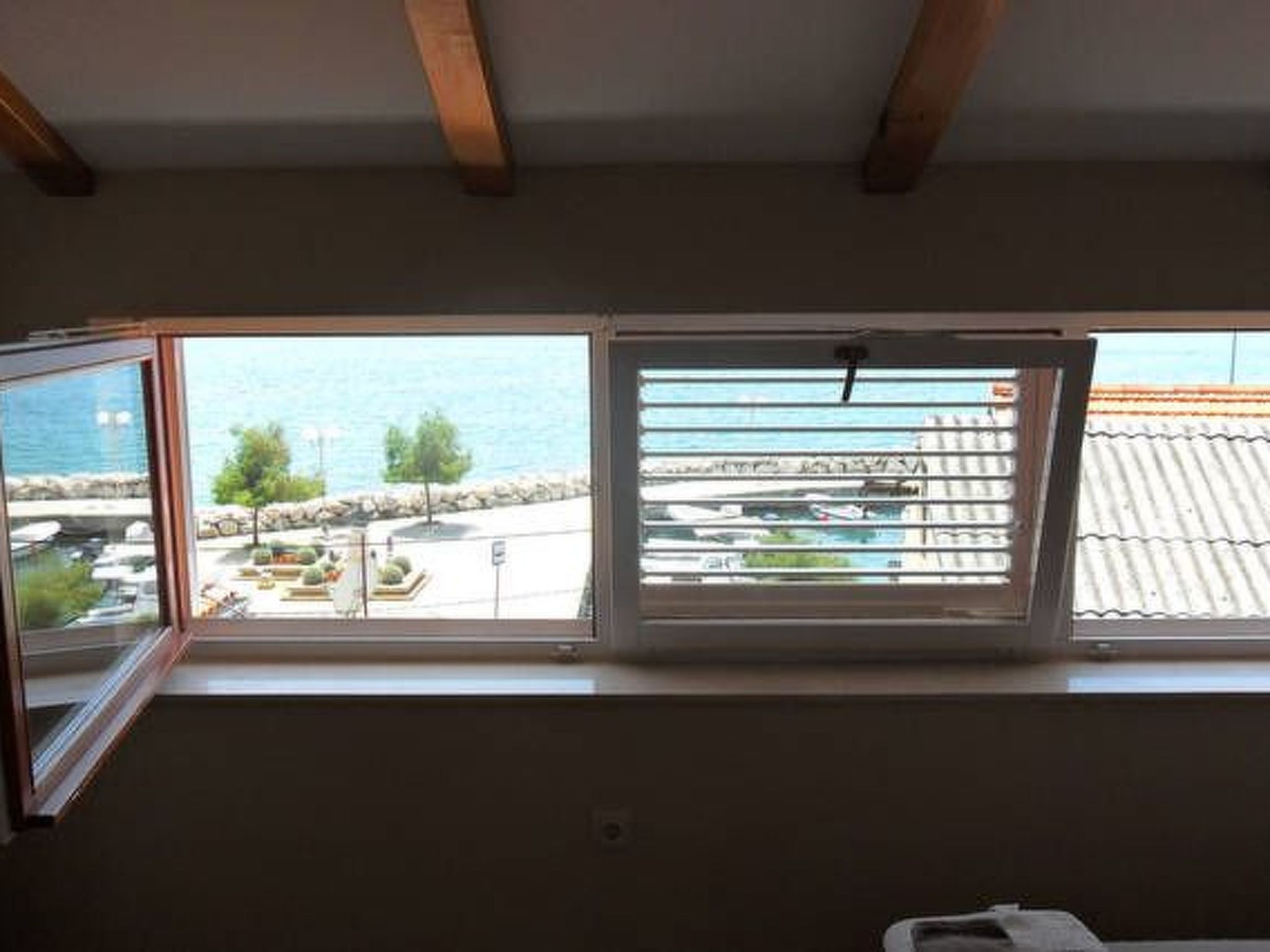 Große Ferienwohnung in Zadar mit Privatem Balkon-Binnen