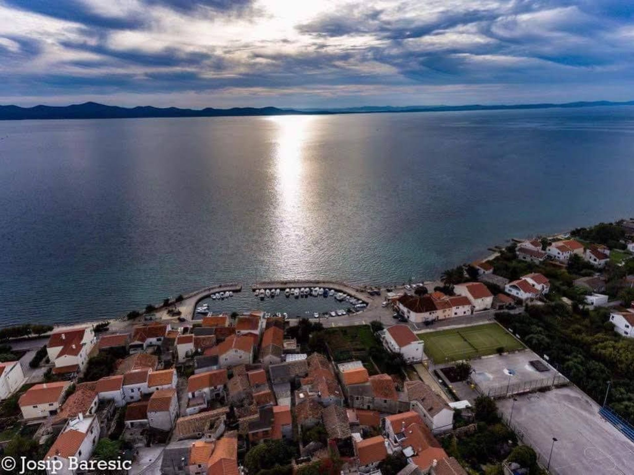 Große Ferienwohnung in Zadar mit Privatem Balkon-Binnen