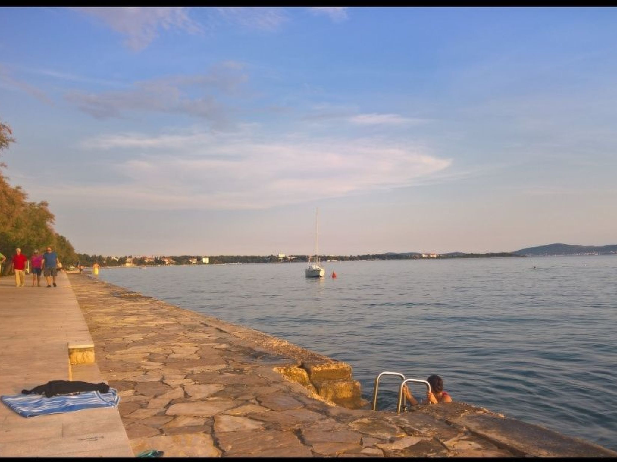 Große Ferienwohnung in Zadar mit Privatem Balkon-Binnen