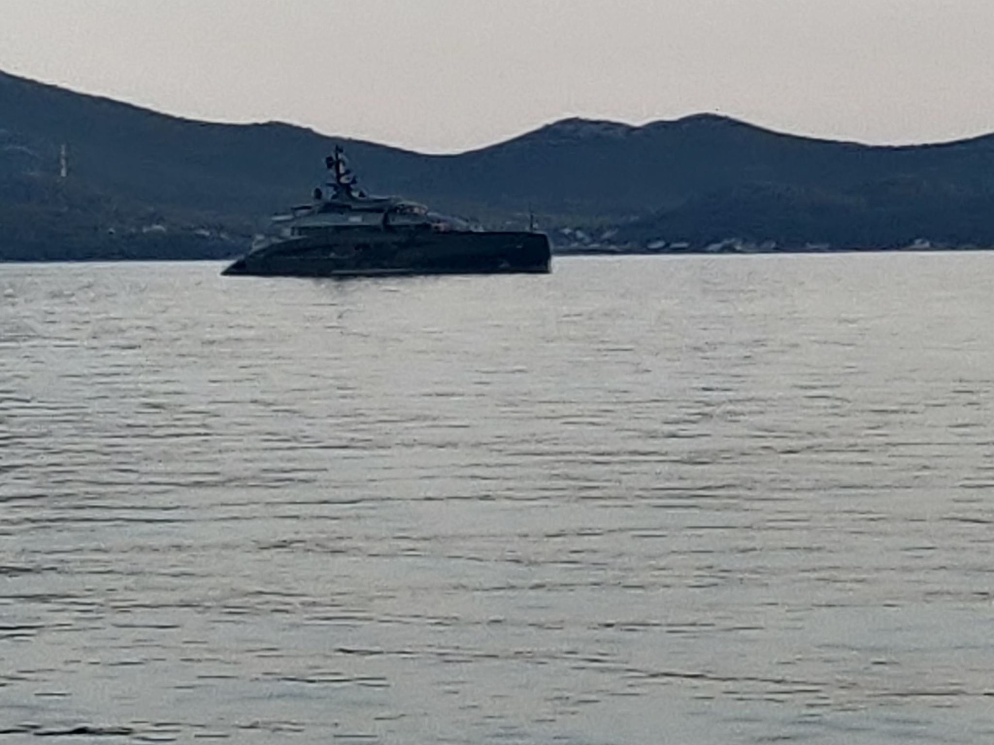 Große Ferienwohnung in Zadar mit Privatem Balkon-Binnen