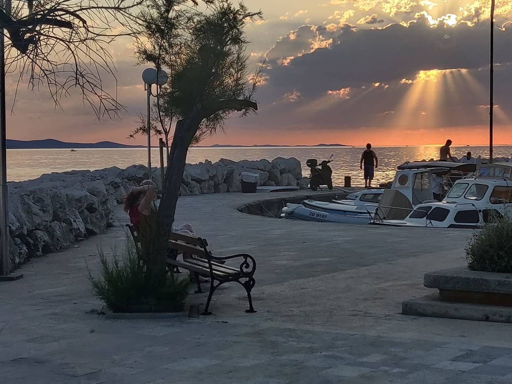 Große Ferienwohnung in Zadar mit Privatem Balkon-Binnen