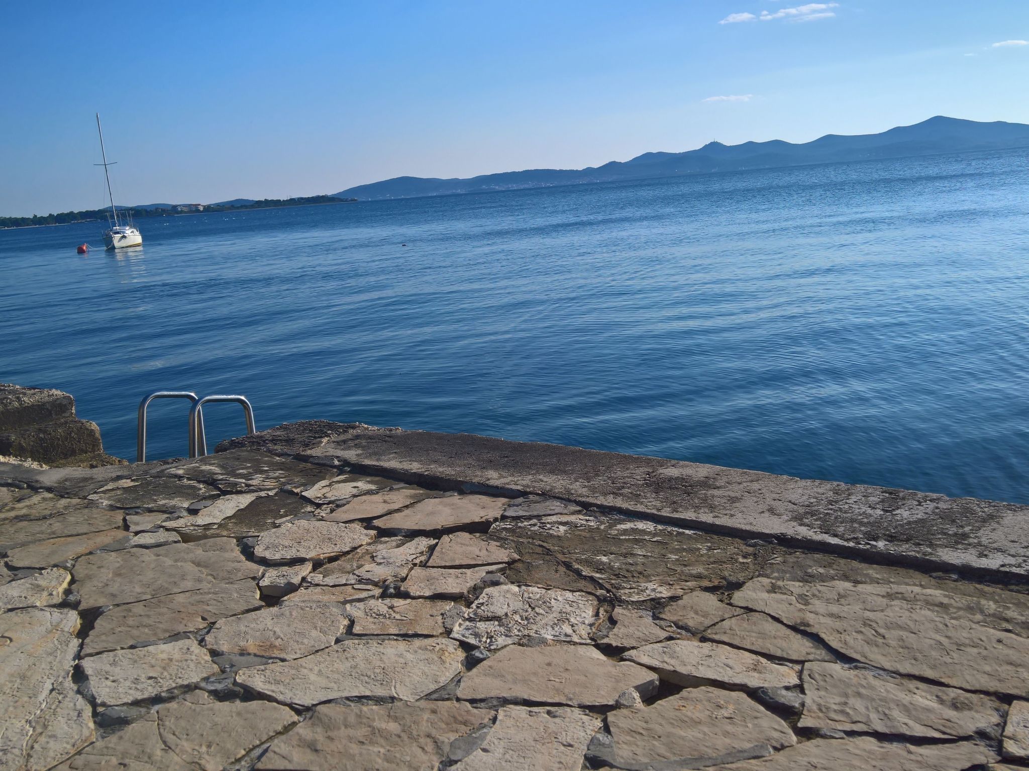 Große Ferienwohnung in Zadar mit Privatem Balkon-Binnen