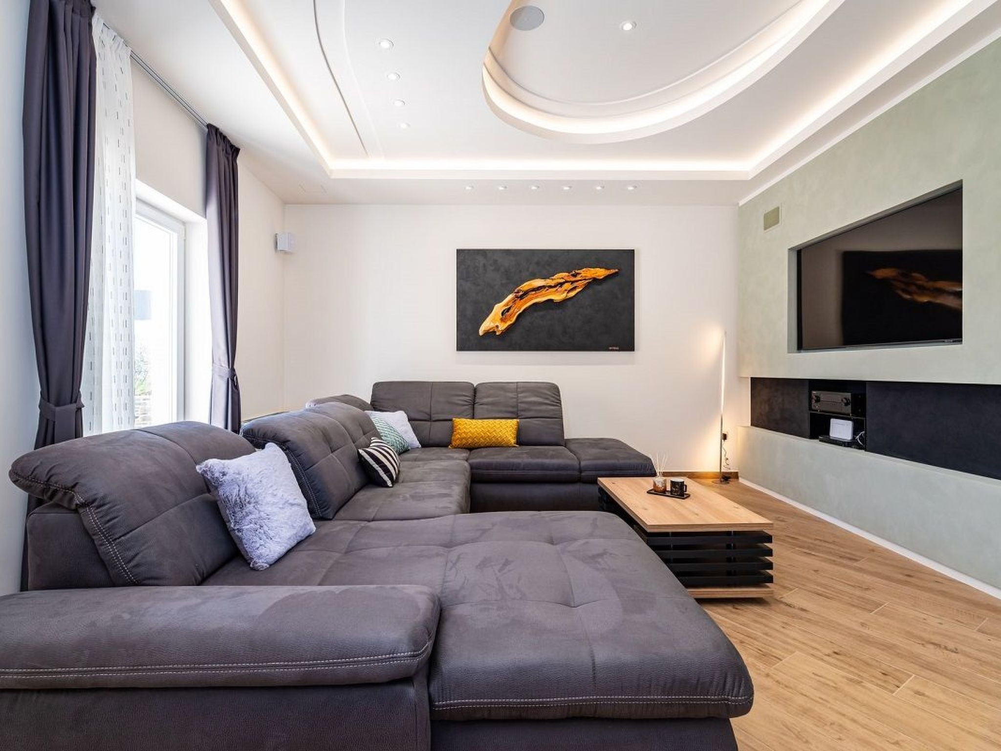 Dalmatinische Villa "Bocagnazzo" mit Pool-Drinnen