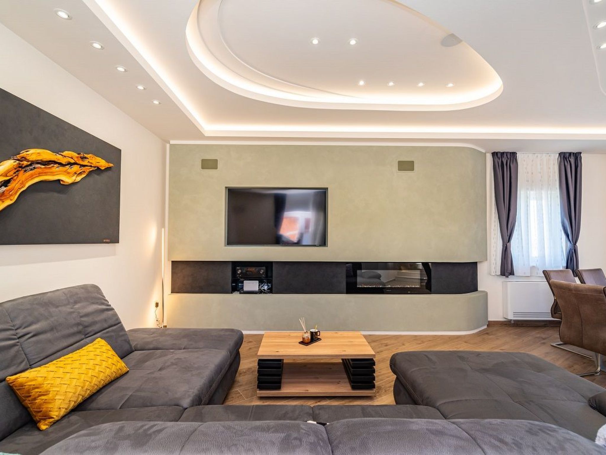 Dalmatinische Villa "Bocagnazzo" mit Pool-Drinnen