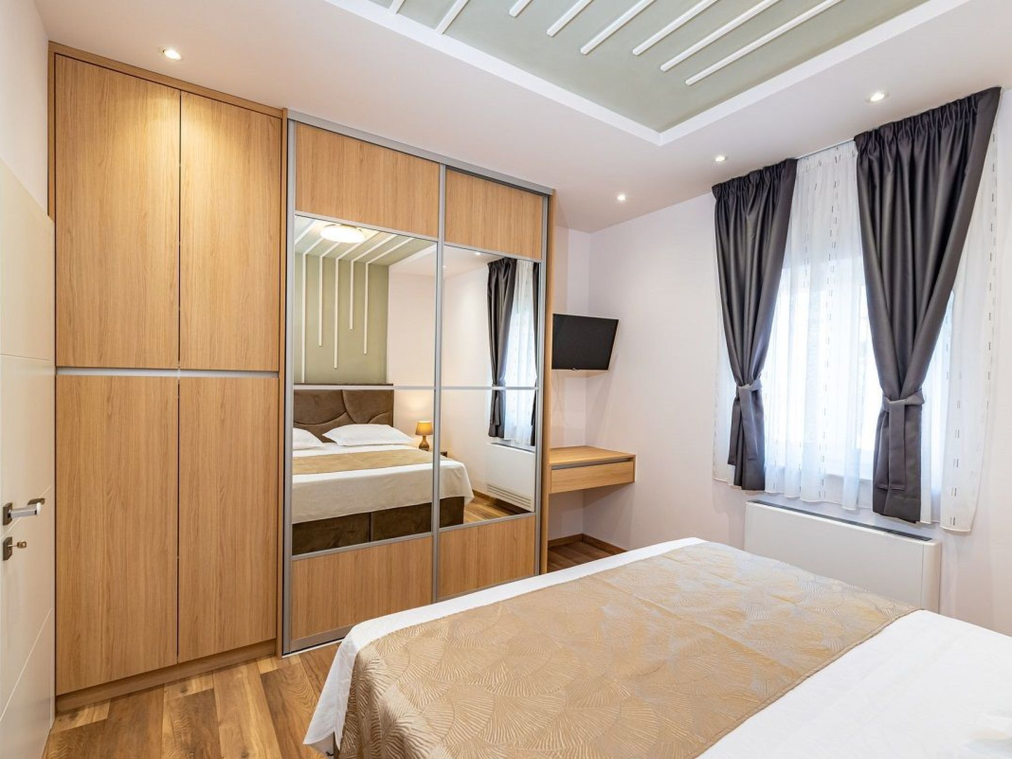 Dalmatinische Villa "Bocagnazzo" mit Pool-Drinnen