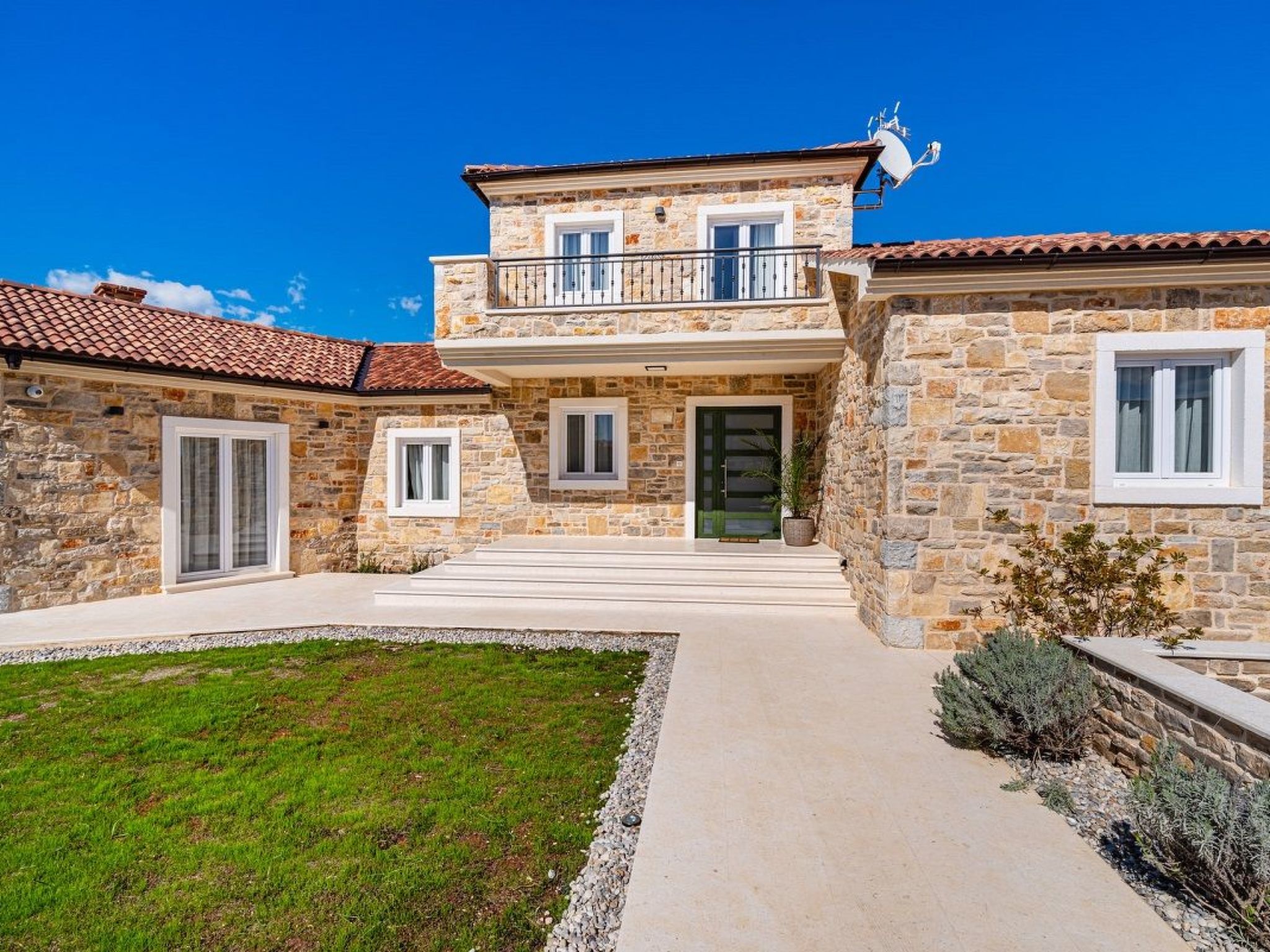 Photo of Dalmatinische Villa "Bocagnazzo" mit Pool