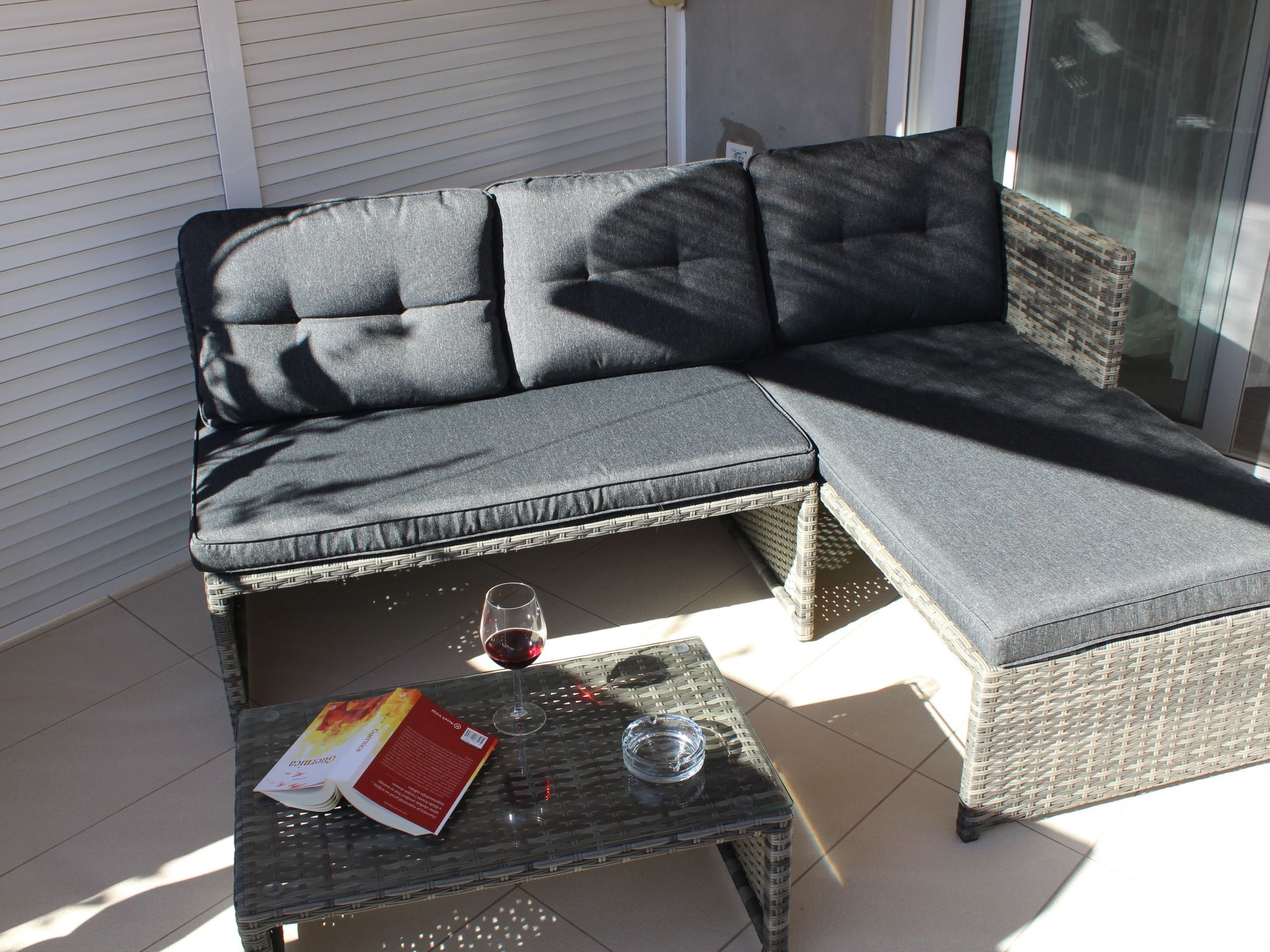 Gemütliche Wohnung mit Terrasse-Image-tags.info