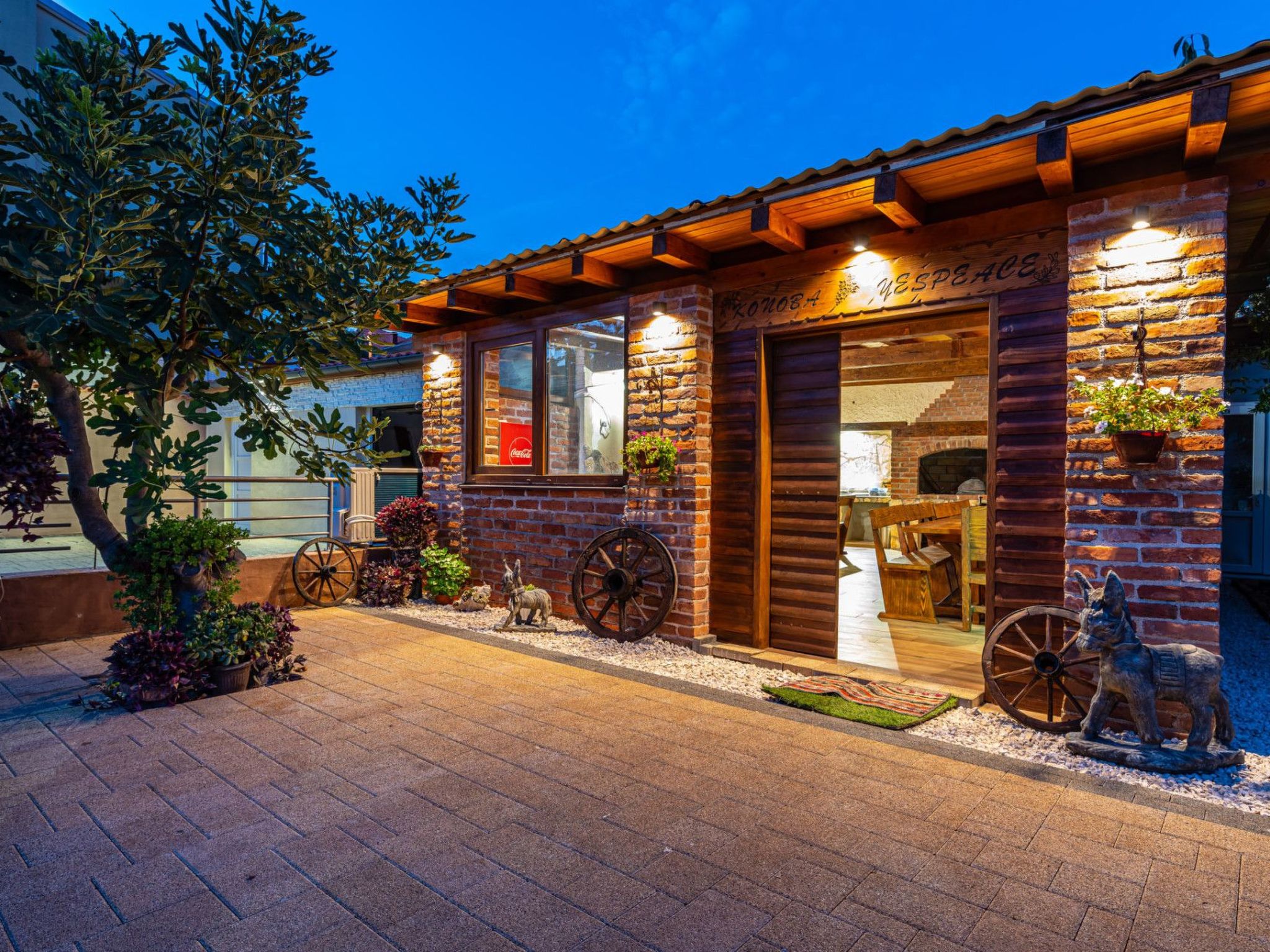 Villa YesPeace-Binnen