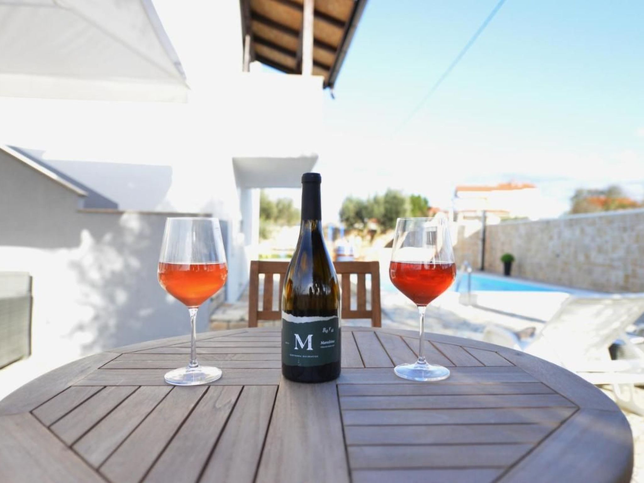 Ariana privater Pool - Agentur TA Leut-Image-tags.info